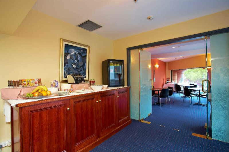 Aparthotel Quest Savoy Hobart Esterno foto